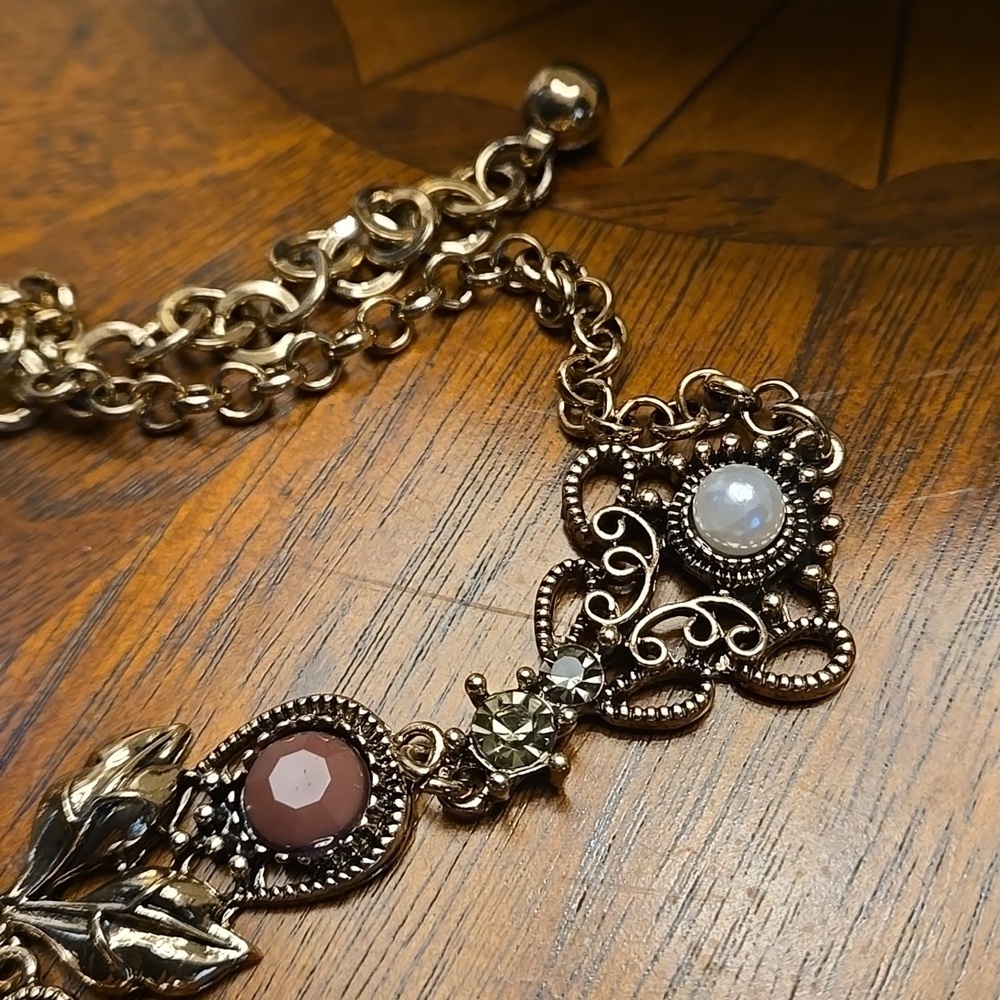 Sweater Chain Necklace - French Ethic Court-Style Pendant with Upscale Sense - Picture 10 of 12